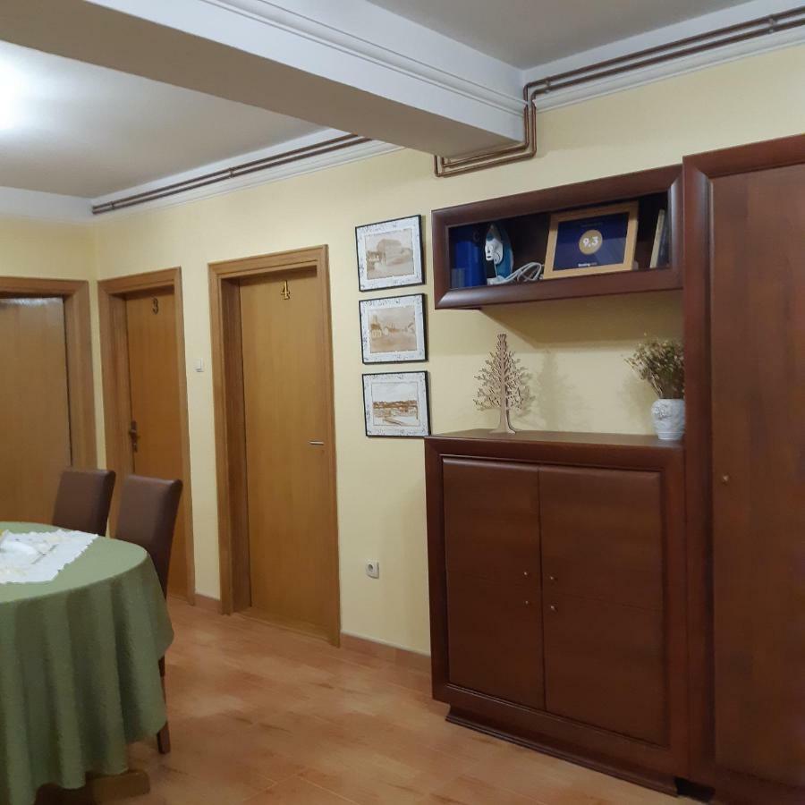 Teslić Guesthouse Jelic מראה חיצוני תמונה